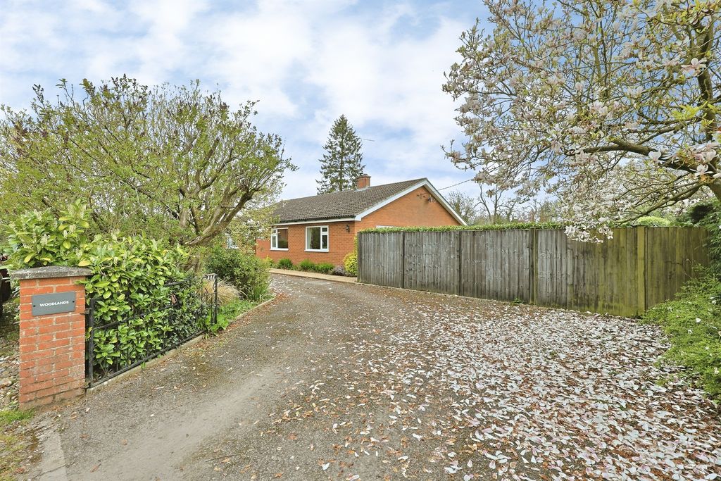 Property photo 3 of 25