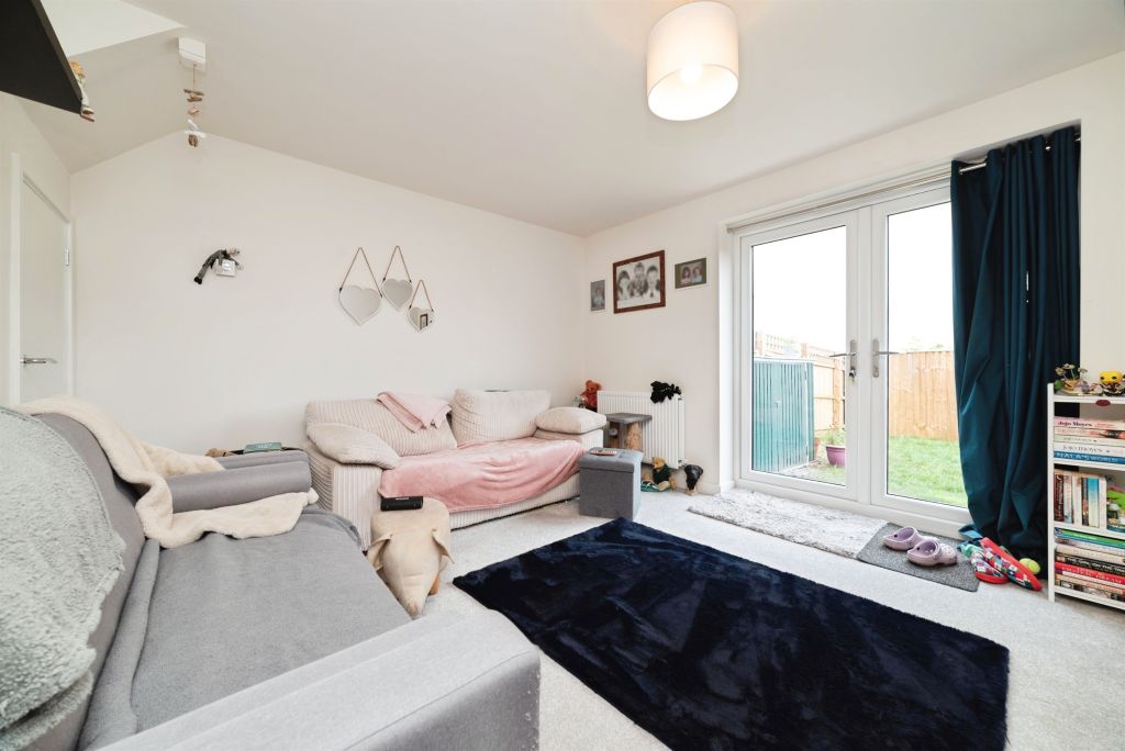 Property photo 2 of 17