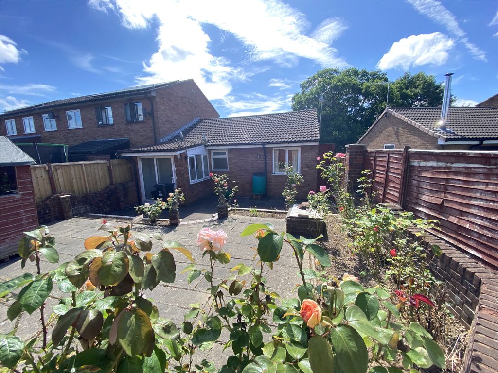 Property photo 2 of 10 2 - Picture No. 14