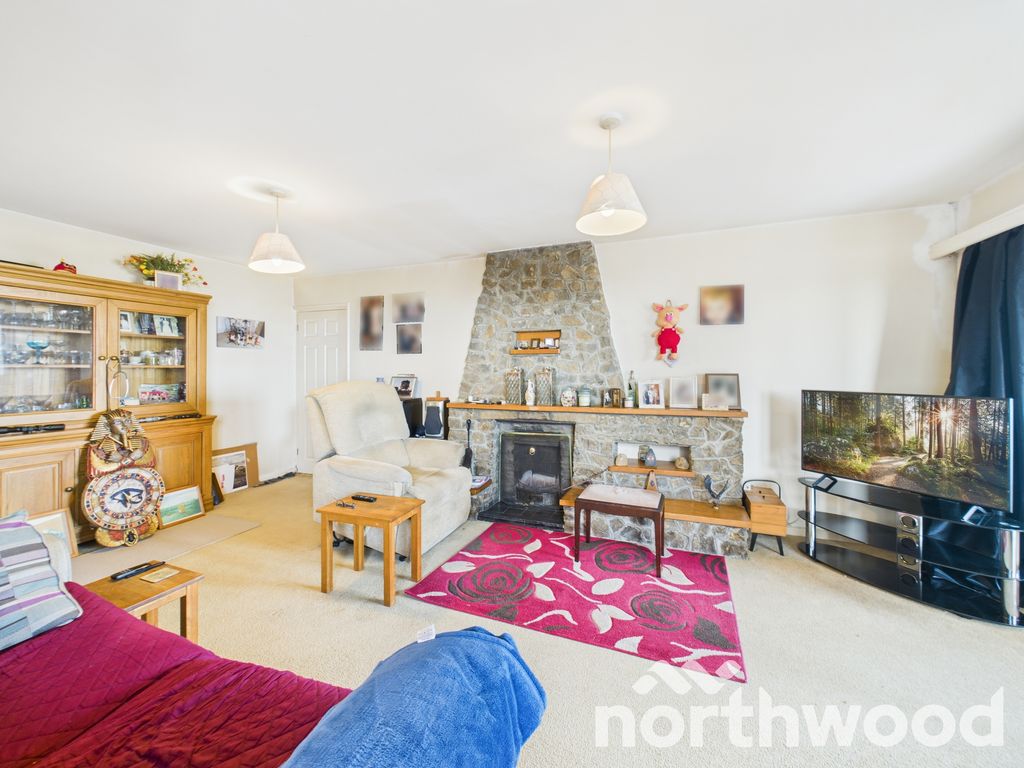 Property photo 2 of 24