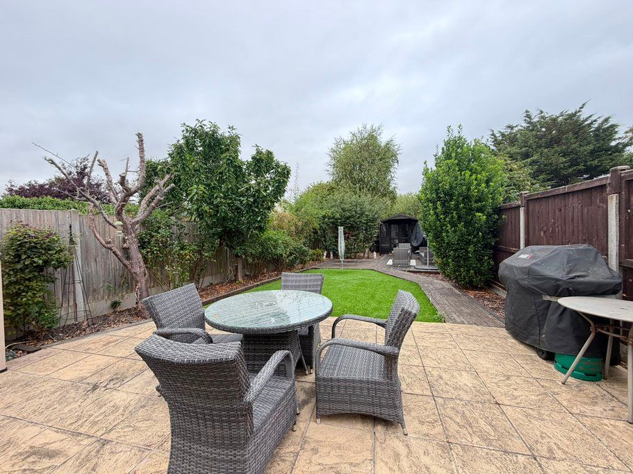Property photo 2 of 26