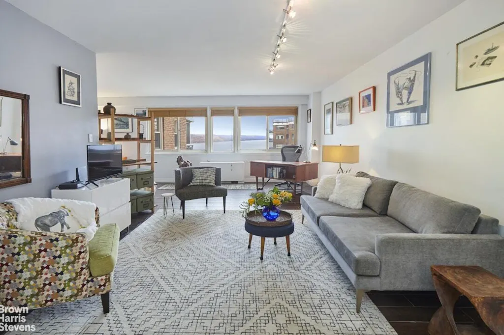 Property photo 2 of 16 <Alttext/>