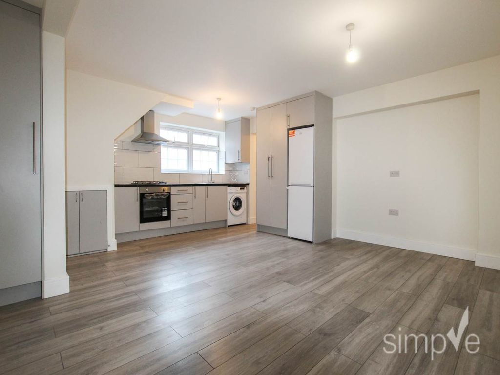 Property photo 1 of 13 Img_5205