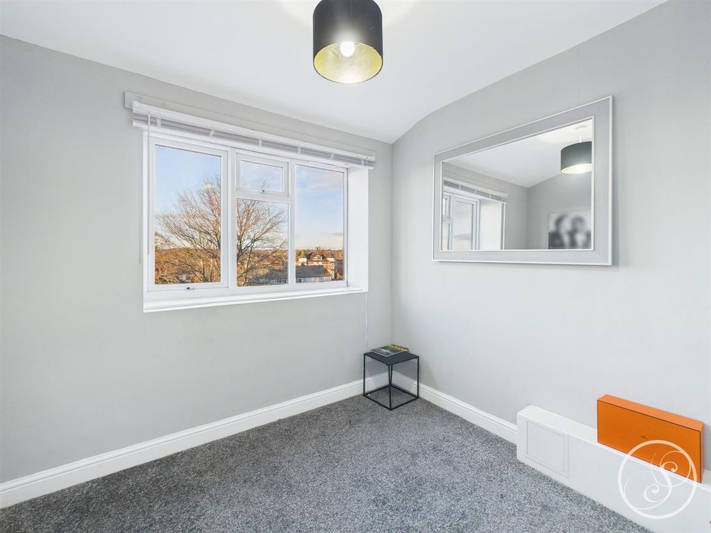 Property photo 3 of 15 Cam02071G0-Pr0787-Still001.Jpg