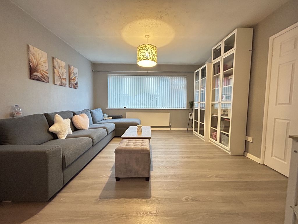 Property photo 2 of 14 Img_4103