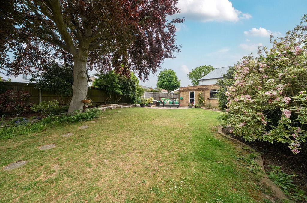 Property photo 2 of 31 1455196-21-69Fd10...