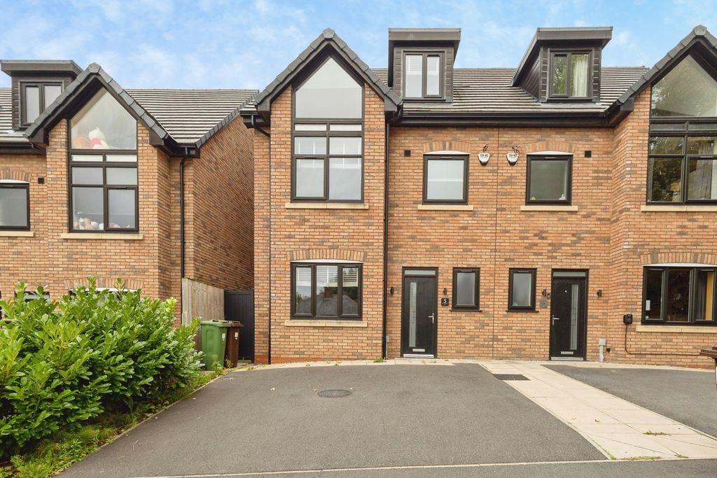 Property photo 1 of 27 Pbox-Img.Jpg