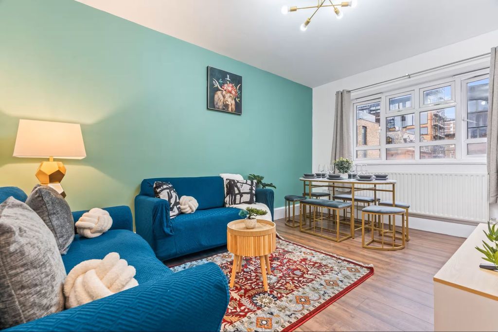 Property photo 1 of 31