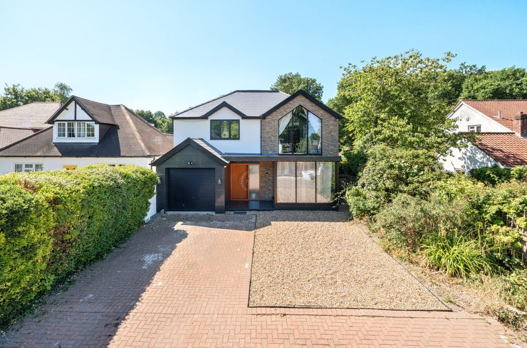 Property photo 1 of 26 1320975-1-68722cd...