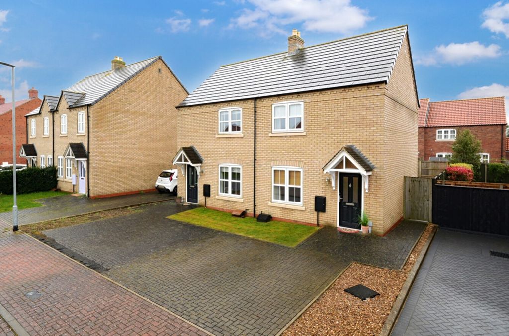 Property photo 1 of 13 1434922 (2)