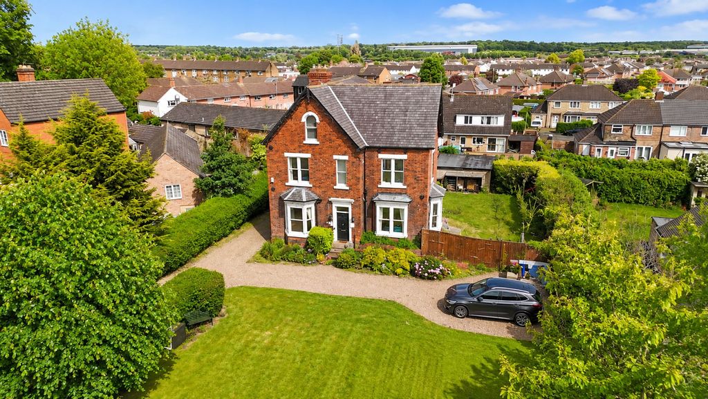 Property photo 1 of 33