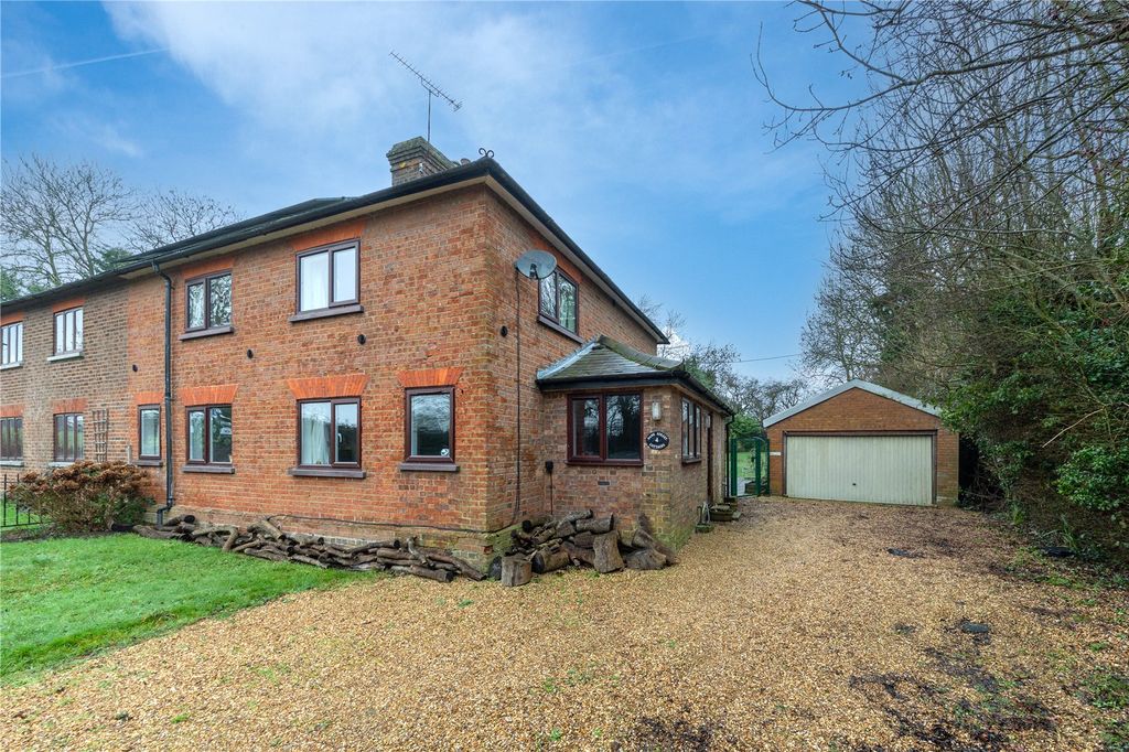 Property photo 1 of 38 Picture No. 06