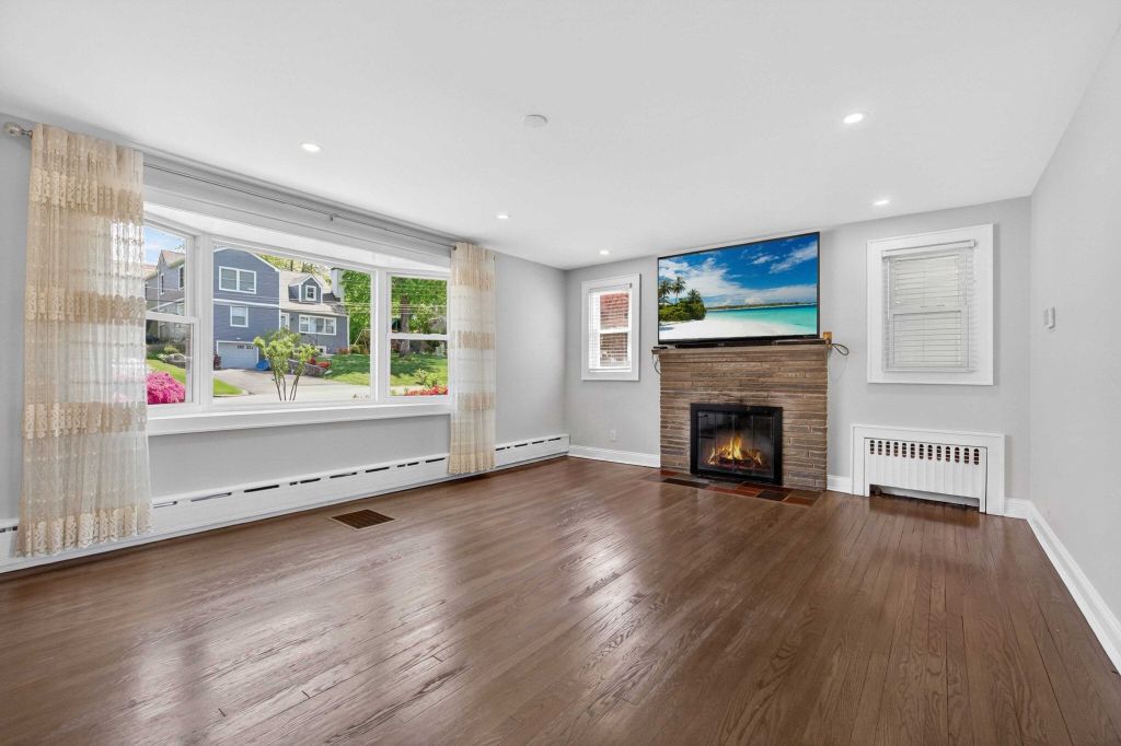 Property photo 3 of 30 <Alttext/>