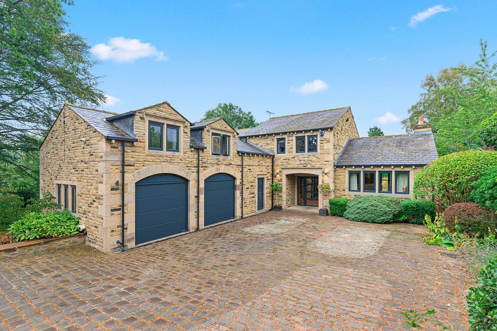 Property photo 1 of 53