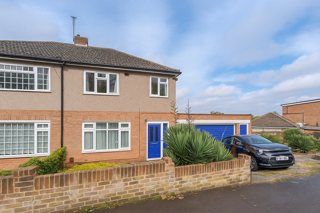 Property photo 2 of 17 Front (Exterior)