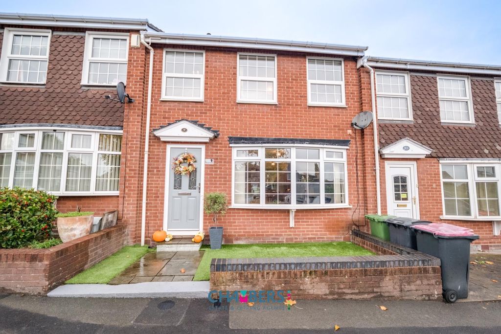 Property photo 1 of 19 Approach