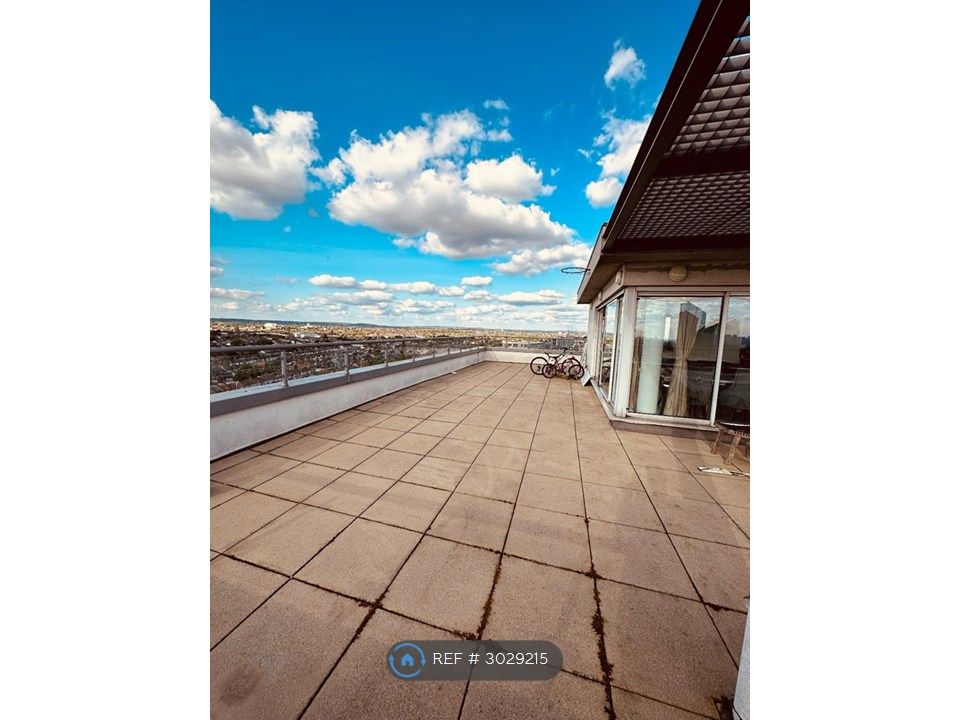 Property photo 1 of 33