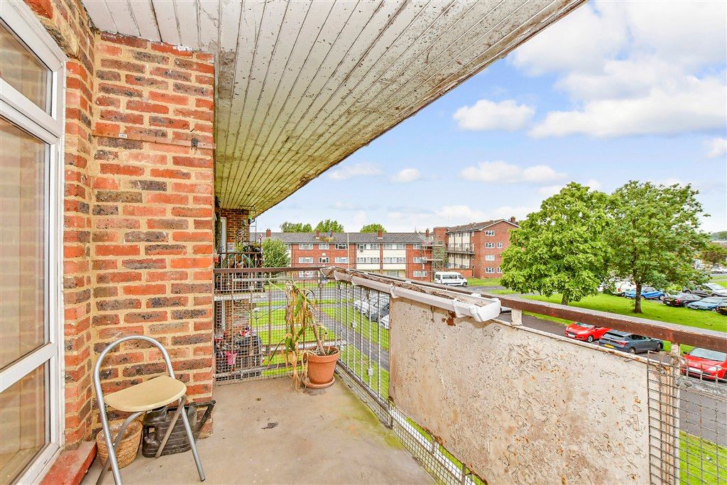 Property photo 2 of 13 Balcony / Terrace