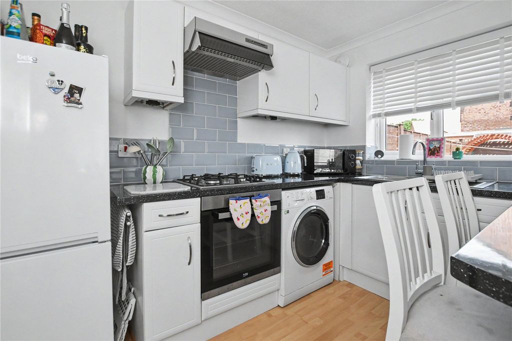 Property photo 3 of 13 Picture No. 06