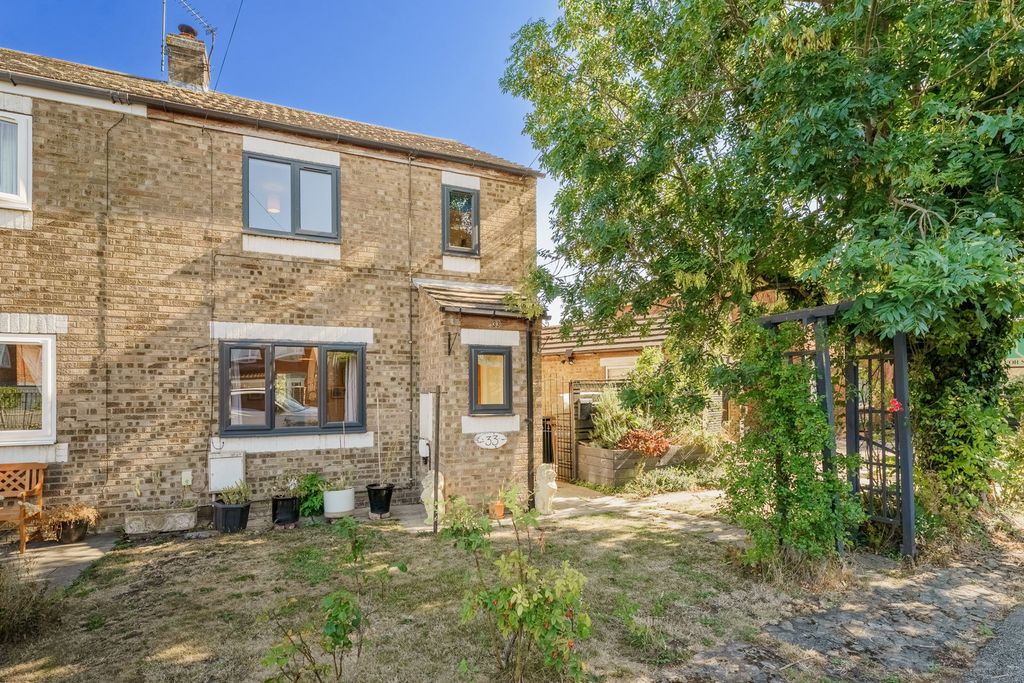 Property photo 1 of 21