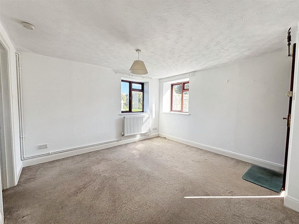 Property photo 2 of 8 Living Room.Jpg