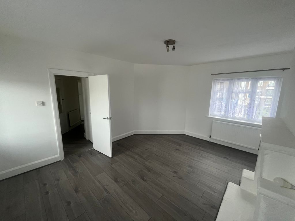 Property photo 2 of 10 Img_5181