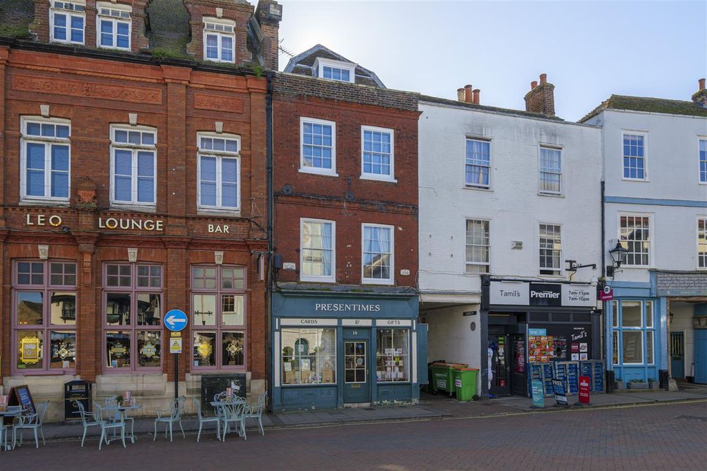 Property photo 1 of 31 Main Picture