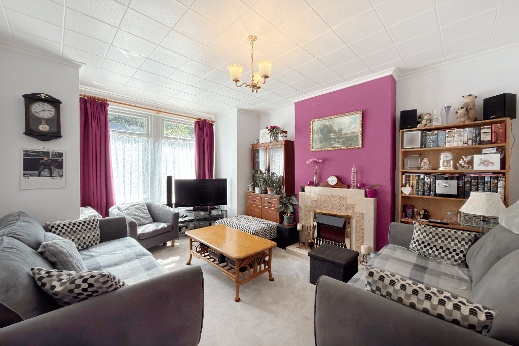 Property photo 2 of 13