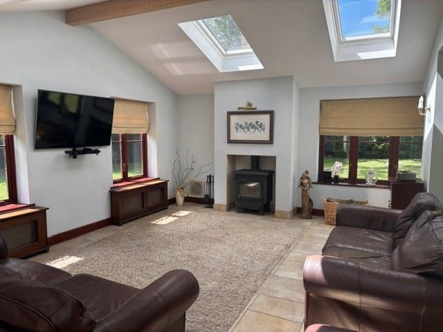 Property photo 3 of 23