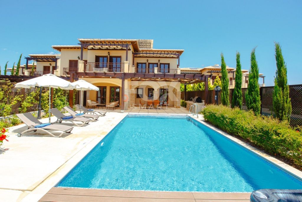 Property photo 1 of 15 9 Bed Project For Sale In Aphrodite Hills Paphos Cyprus