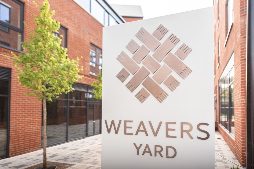 Property photo 2 of 18 11-Weavers-Yard-012