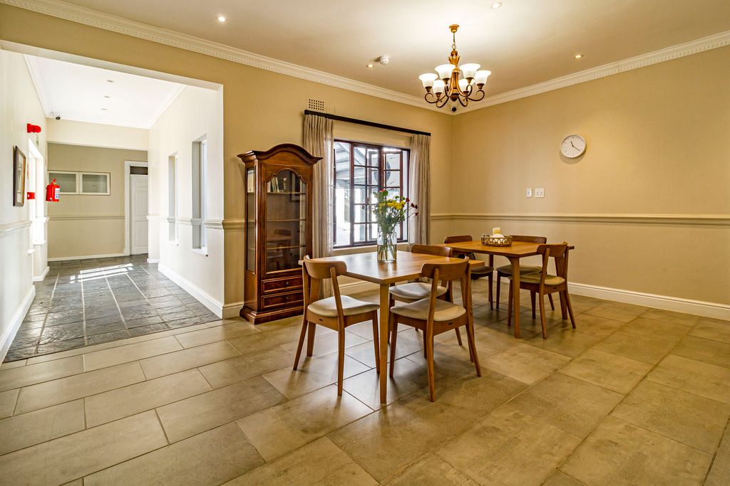 Property photo 3 of 70
