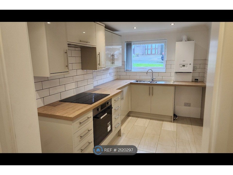 Property photo 3 of 25