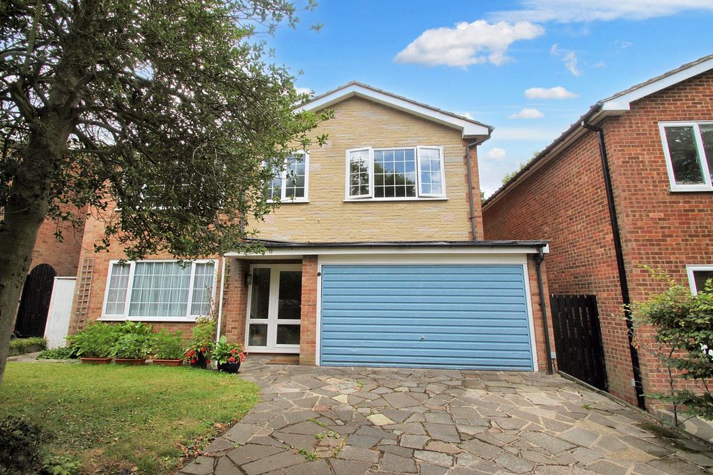 Property photo 1 of 26