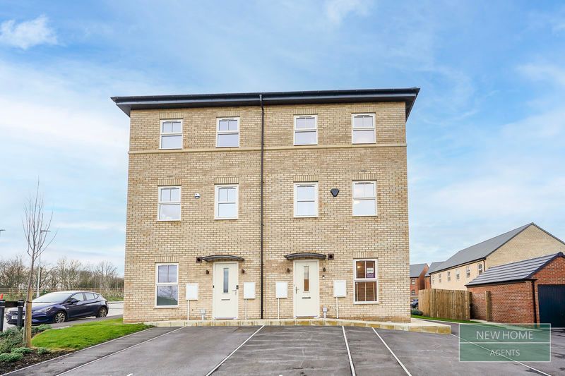 Property photo 1 of 13 Photo 13