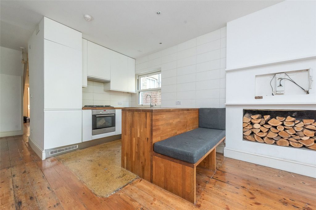 Property photo 3 of 15 Picture No. 22