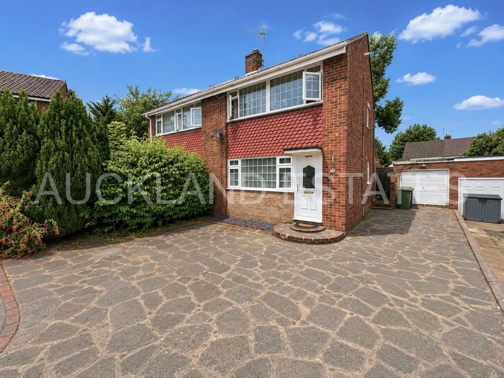 Property photo 1 of 19 Image00001