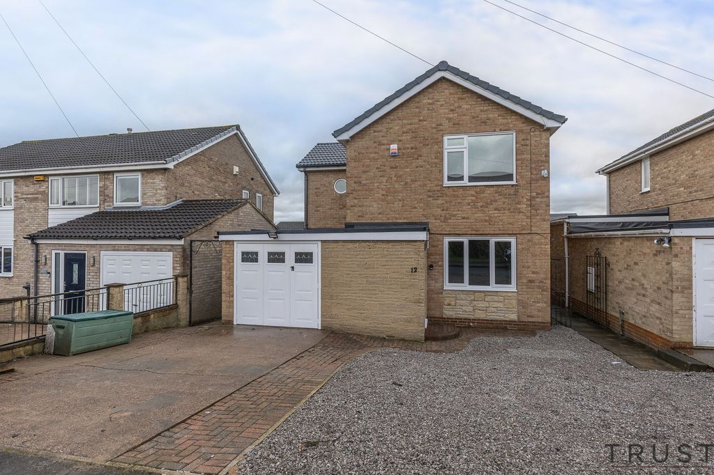 Property photo 1 of 38