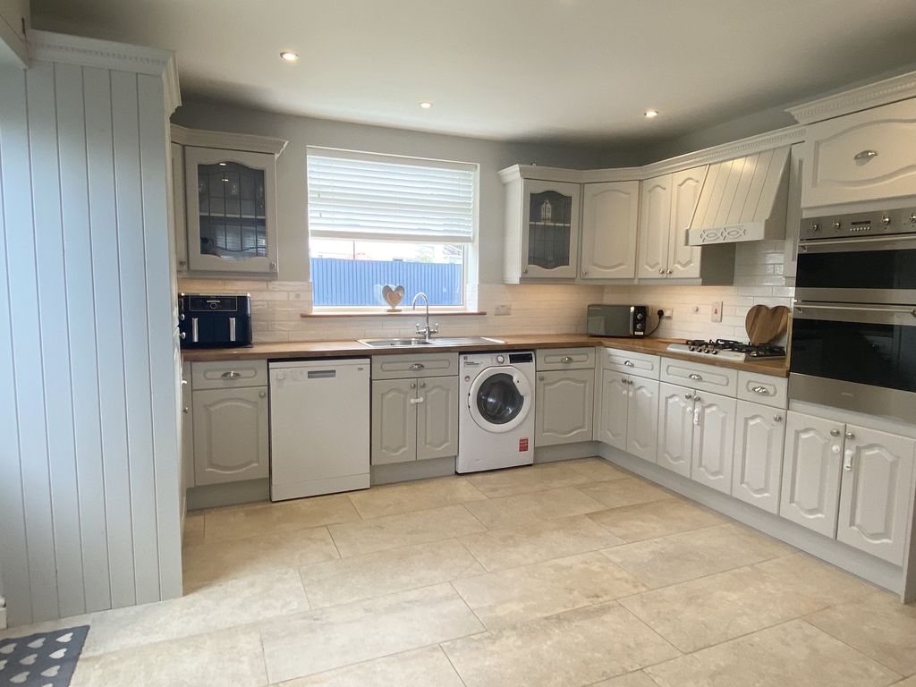 Property photo 2 of 18 Not Specified