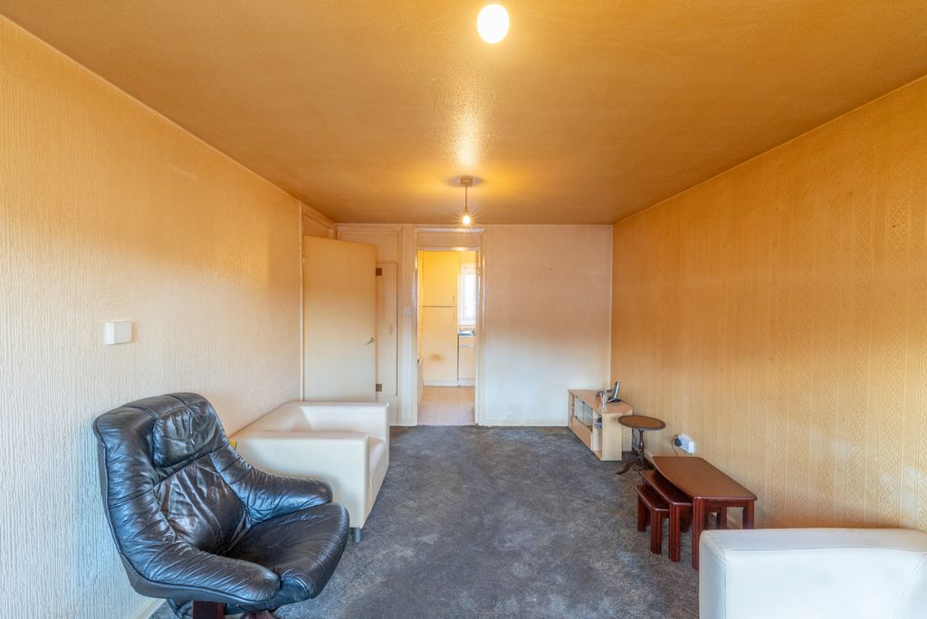 Property photo 3 of 14 Gallery