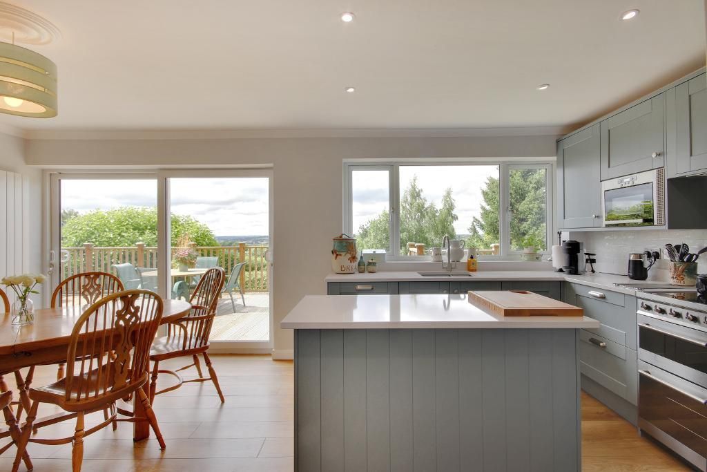 Property photo 3 of 15 Photo 3