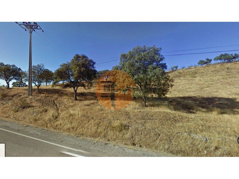 Property photo 1 of 2