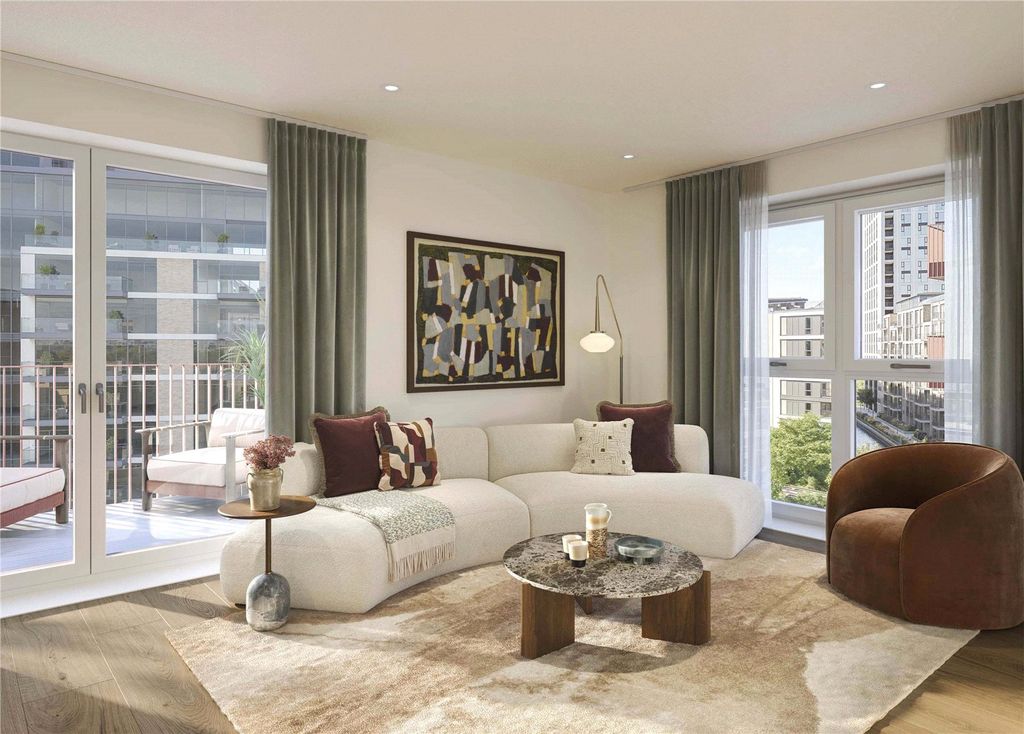 Property photo 1 of 17 Reception Room