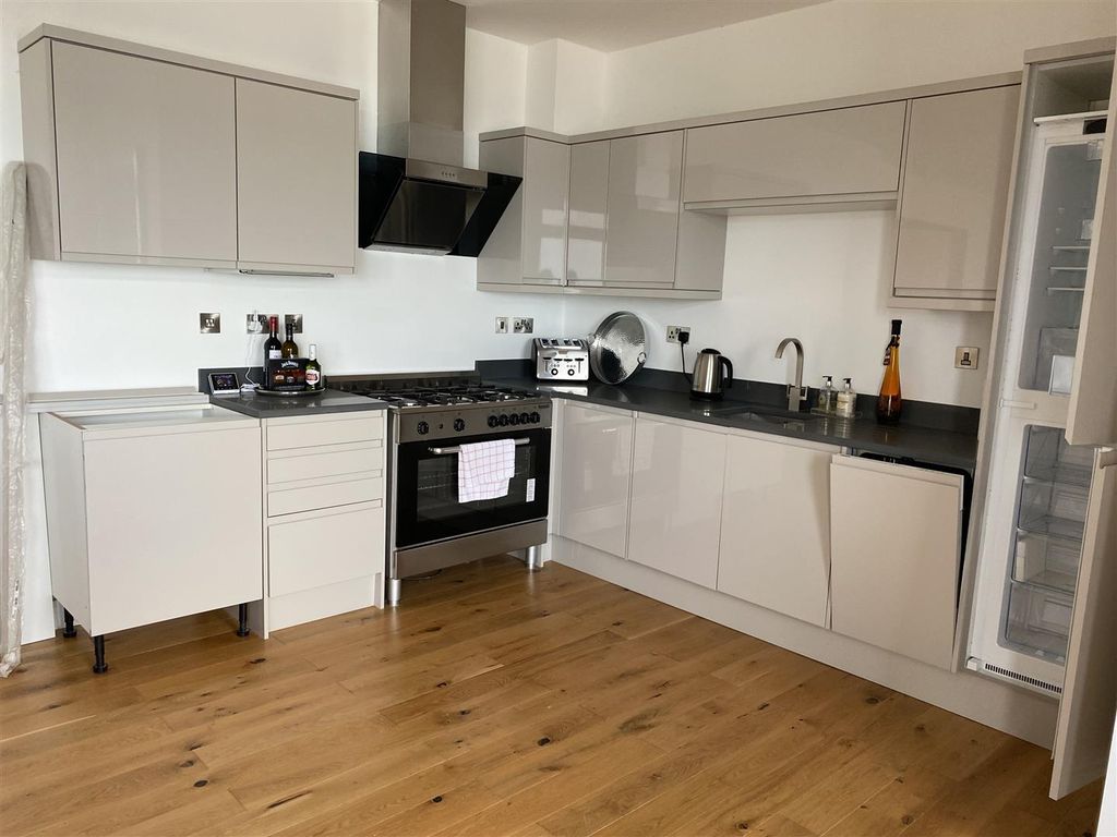 Property photo 2 of 12 Img_9669.Jpg