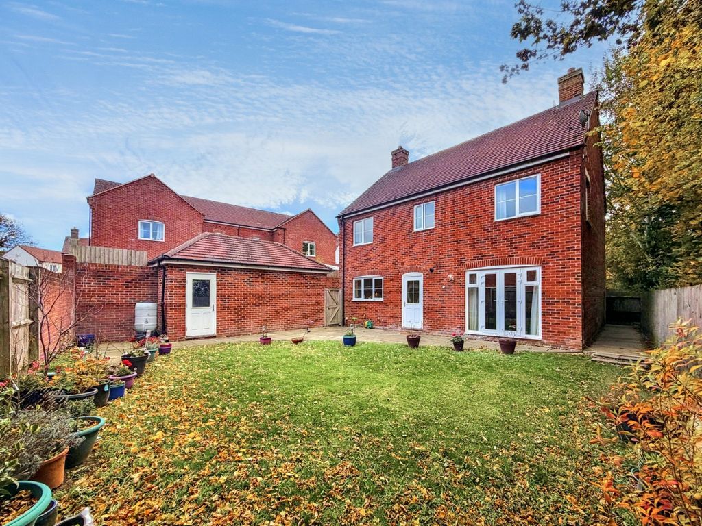 Property photo 2 of 34 4579145