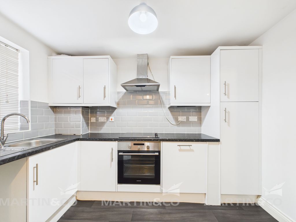 Property photo 2 of 13 Cam02406G0-Pr0559-Still001