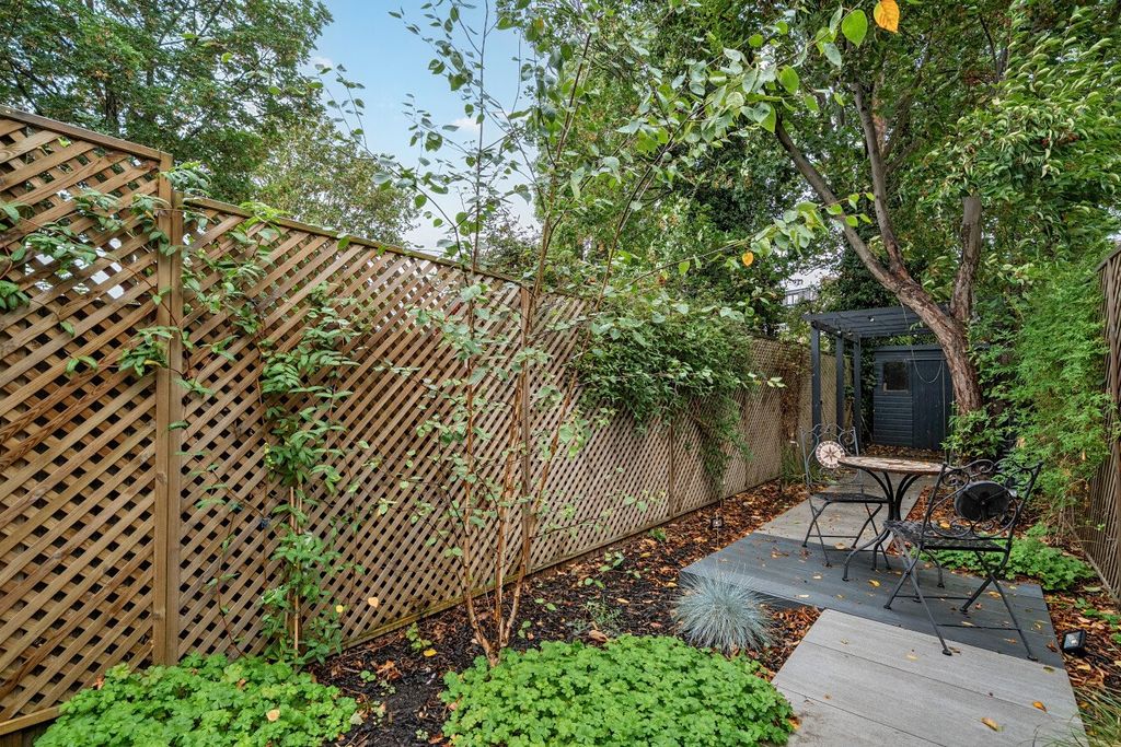 Property photo 3 of 19 Picture No. 07