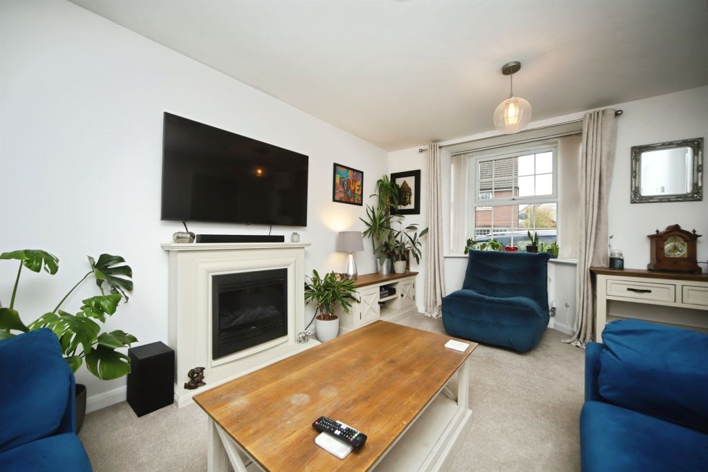 Property photo 2 of 20