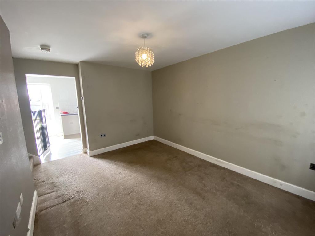 Property photo 3 of 10 Photo 23-04-2025, 14 43 50.Jpg