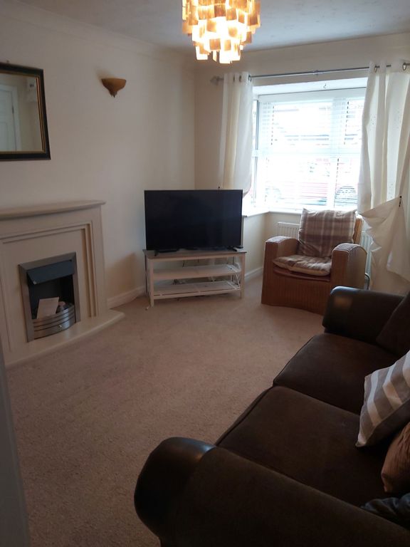 Property photo 2 of 8